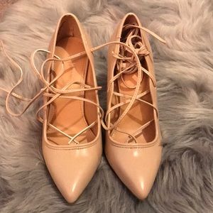 Beige lace up heel NWOT